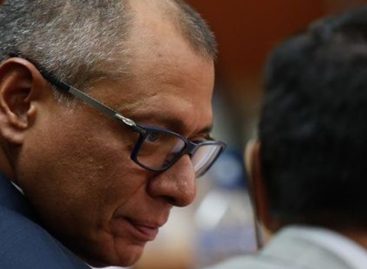 Defensa de vicepresidente Ecuador se queja de falta de notificación sentencia