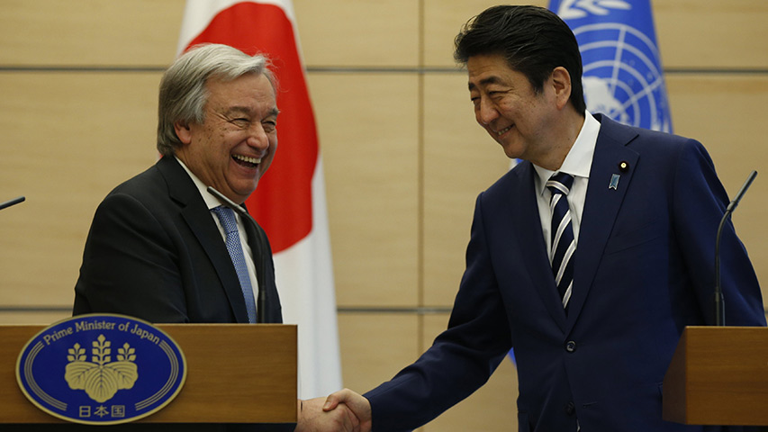 Guterres y Abe abren la puerta al diálogo con Corea del Norte
