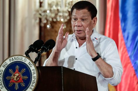 Duterte pide a los filipinos un año más para acabar con las drogas
