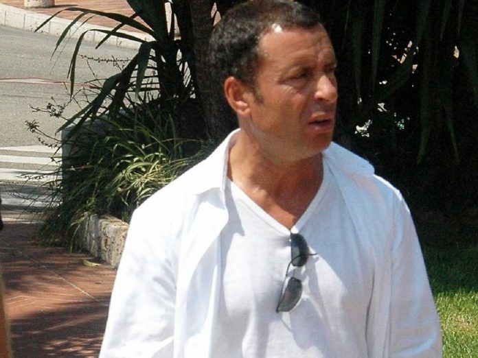 Detenido empresario francés cercano a Sarkozy por caso de corrupción