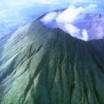 El volcán Chaparrastique de El Salvador generó pequeñas explosiones