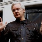 Ecuador busca mediación para solucionar situación de Assange