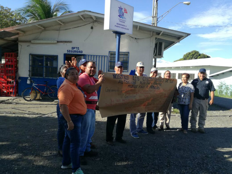 Trabajadores de la AMP inician paro indefinido y exigen pago de bonos