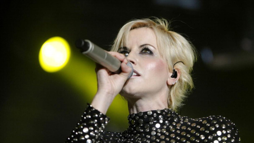 Prensa irlandesa despidió a O’Riordan, la voz de toda una generación