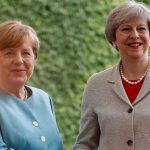 May se reunió con Merkel en Berlín para abordar el “brexit”