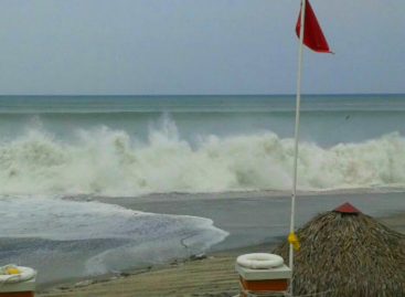 Sinaproc alerta sobre mareas altas y fuerte oleaje en la Semana Santa
