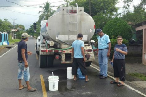 Ocho años sin agua tiene un colegio en Bocas del Toro