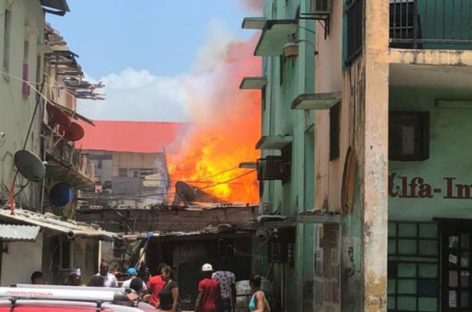 Incendio en Colón: Tres caserones destruidos tras el siniestro (incluida otra parte de casa Wilcox)