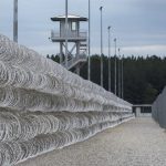 Siete presos muertos y varios heridos tras pelea en una prisión de Estados Unidos