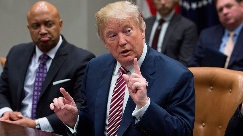 Trump asegura que reunión de Pompeo con Kim fue “muy fluida”