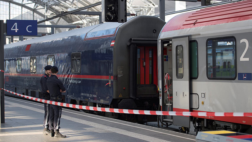 Al menos 54 personas resultaron heridas al chocar dos trenes en Austria