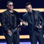 “Despacito” se coronó en los premios Billboard latinos