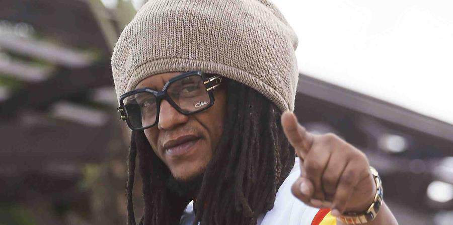 Tego Calderón estable luego de accidente de tránsito