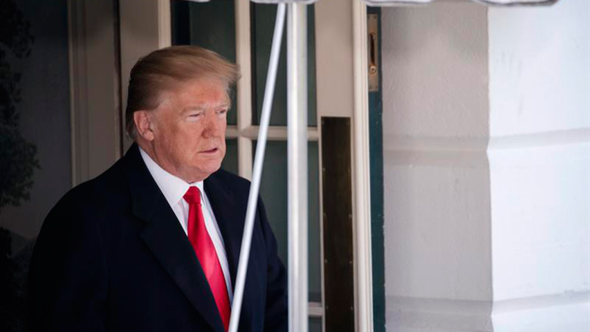 Trump sube la presión para que indocumentados desistan de llegar al país