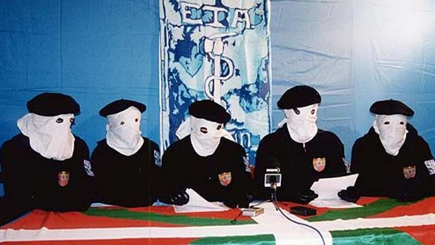 Grupo separatista vasco ETA anunció su disolución en una carta