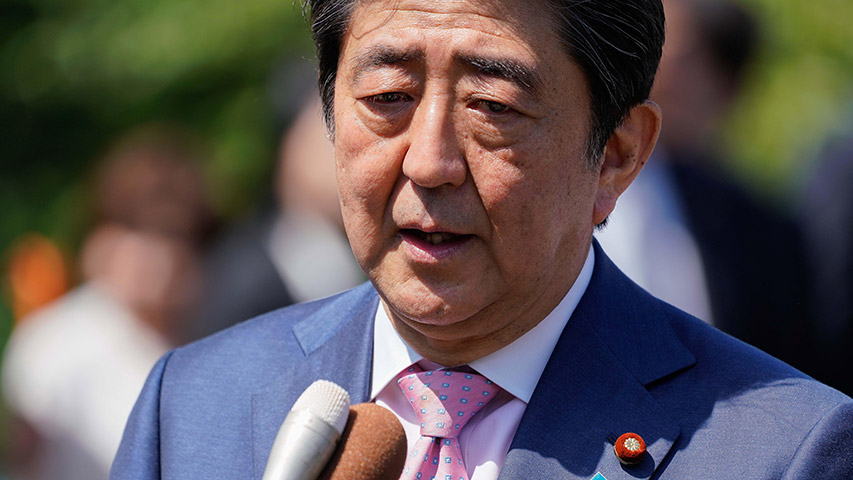 Abe viajó a EEUU para coordinar con Trump antes de la cumbre de Singapur