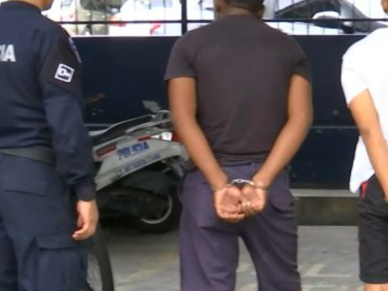 Desmantelan banda de roba celulares en la ciudad capital