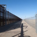 Gobierno de EEUU regresó 364 niños migrantes mayores de 5 años a sus padres