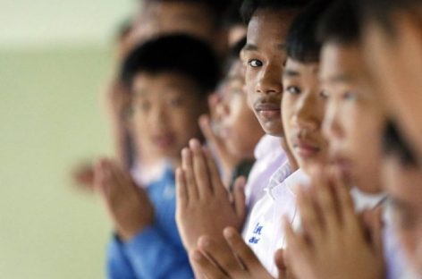 Niños rescatados en Tailandia se reunirán con sus familiares este miércoles