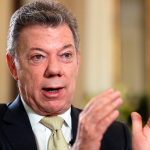 Santos dijo tener cosas más importantes que hacer que conspirar contra Maduro