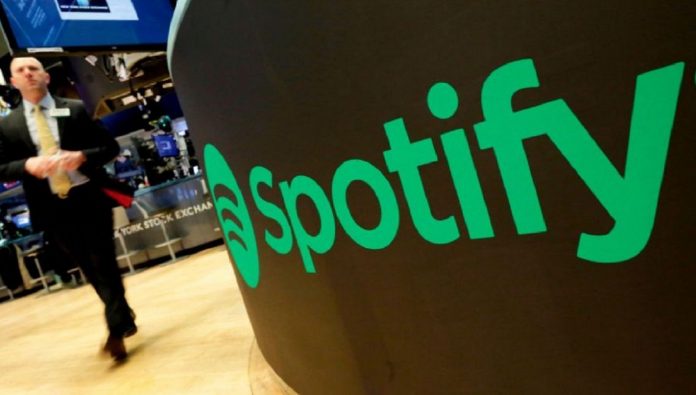 Warner Music entregó 126 millones de dólares a artistas tras vender su parte de Spotify