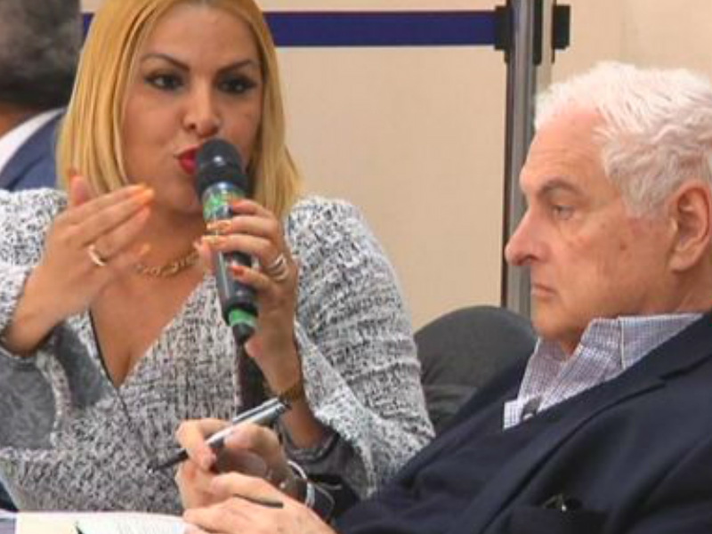 Martinelli presenta nuevo amparo por violación a la inmunidad para que anulen caso pinchazos