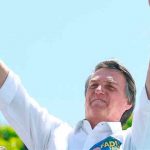 Encuesta indica que Bolsonaro vuelve a subir y aumenta distancias con Haddad