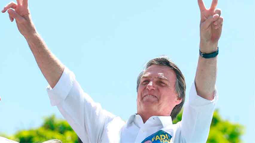 Encuesta indica que Bolsonaro vuelve a subir y aumenta distancias con Haddad