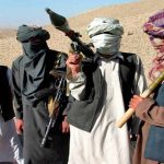 Talibanes cortan un dedo a un hombre por votar en las elecciones afganas