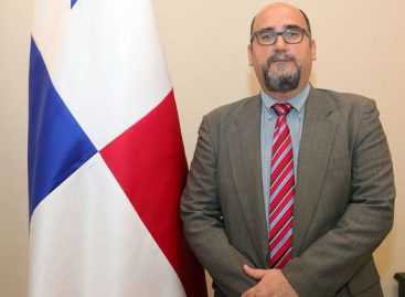 Salvador Sánchez tomó posesión como representante de Pánamá ante la OEA