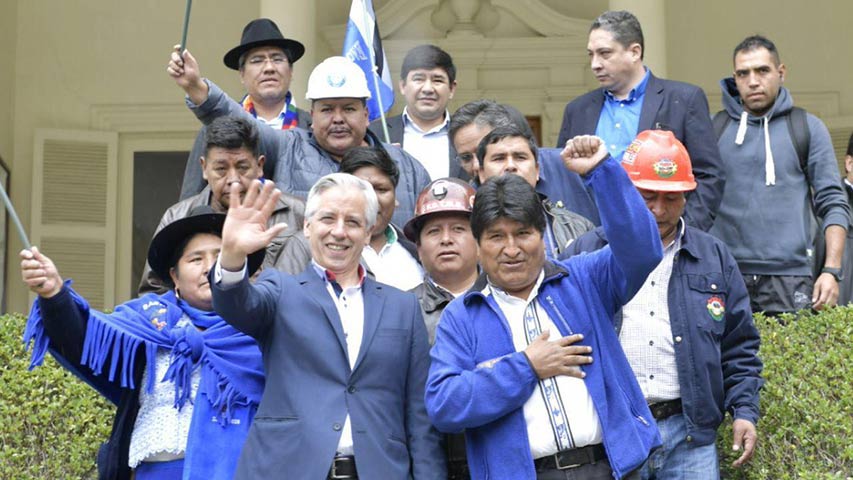 Evo Morales inscribió su candidatura para las primarias en Bolivia