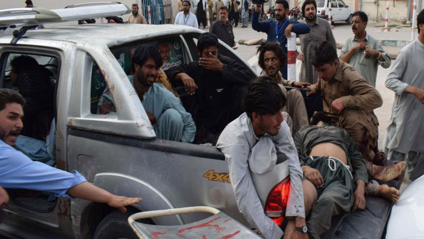 Al menos 11 muertos y 19 heridos en ataque contra la policía en Pakistán