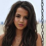 Isabela Moner protagonizará la película “Let It Snow” para Netflix