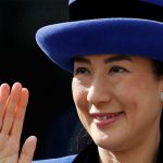 Hombre intentó quemar a agente que custodia casa familiar de princesa Masako