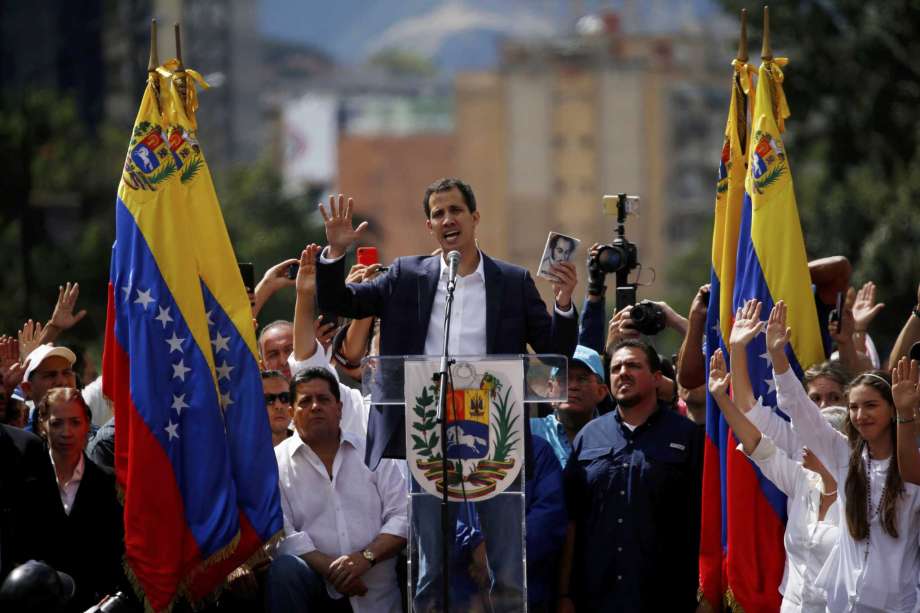 Juan Guaidó se juramentó como Presidente Encargado de Venezuela