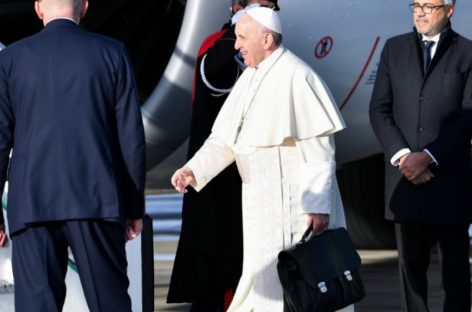 Papa Francisco en camino a Panamá: Arribará al país a las 4:30 p.m.