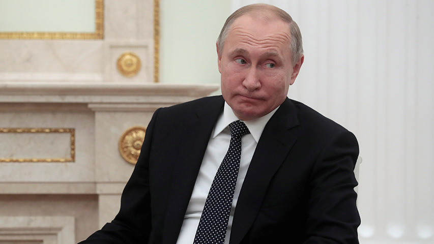 Putin y Abe comienzan negociaciones sobre tratado de paz y las islas Kuriles