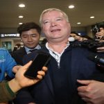 Enviado de EEUU para Corea del Norte regresó a Seúl de su viaje a Pionyang