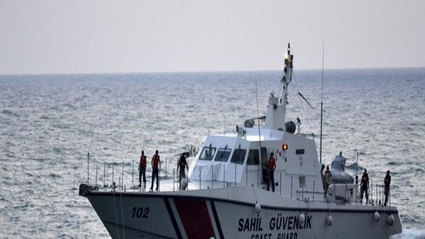 Turquía detiene a 118 migrantes irregulares que se dirigían por mar a Grecia