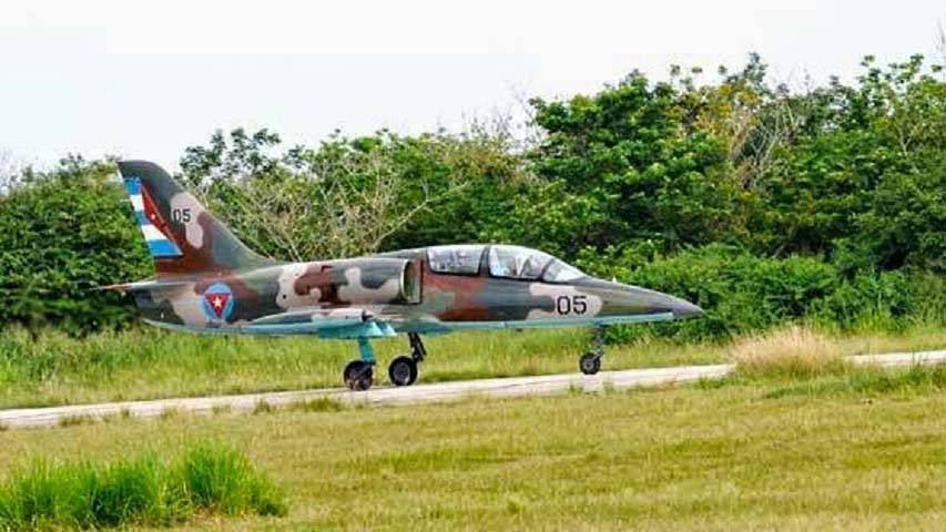Avión militar se estrelló en el suroeste de Cuba