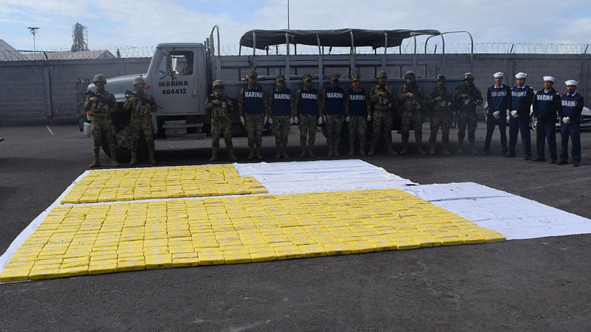 Marina de México interceptó embarcación con 630 kilos de cocaína