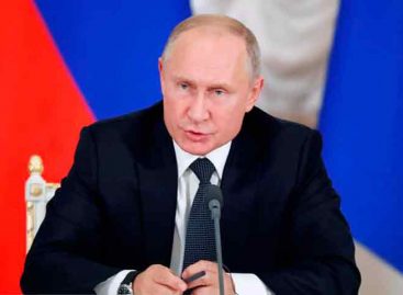 Putin ordena un solo proveedor de internet para establecimientos educativos