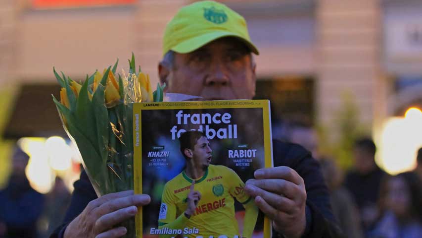 Nantes llevó ante la FIFA el pago por el traspaso de Sala
