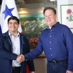 Presidente de Costa Rica llegó a primeras horas del día para reunión con Varela