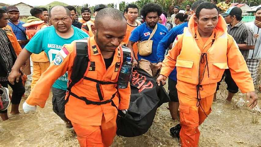 79 fallecidos y 43 desaparecidos por inundaciones en Papúa
