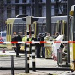 Buscan a huidos vinculados a “posible” acto terrorista en Utrecht