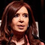 Procesan a Cristina Fernández por tener en su casa documentos históricos