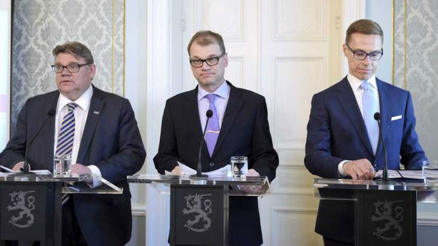 Gobierno finlandés renunció a cinco semanas de las elecciones generales