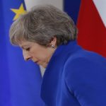 Acusan a May de sobornar a diputados para que apoyen acuerdo brexit