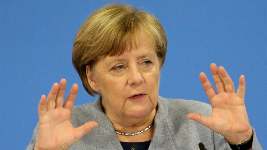 Merkel insistió en brexit ordenado pero admite que se reduce esa opción